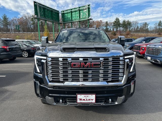 2025 GMC Sierra 2500HD Denali