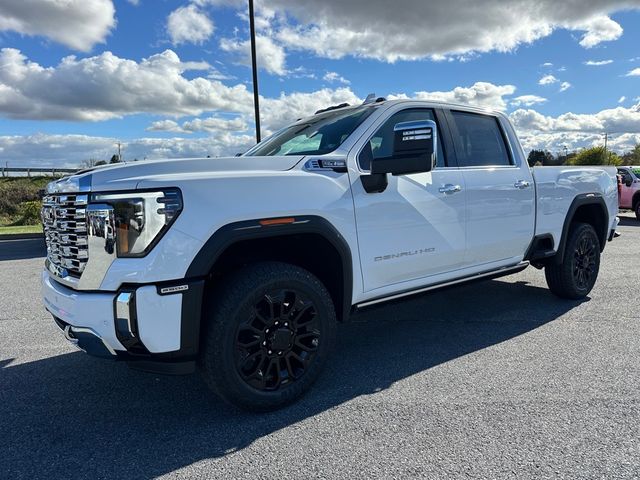 2025 GMC Sierra 2500HD Denali