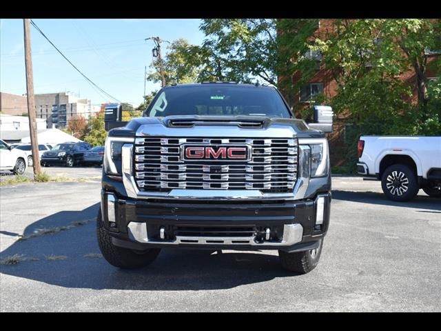 2025 GMC Sierra 2500HD Denali