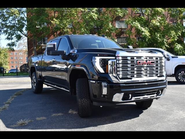 2025 GMC Sierra 2500HD Denali