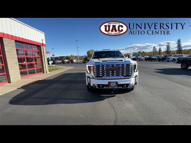 2025 GMC Sierra 2500HD Denali