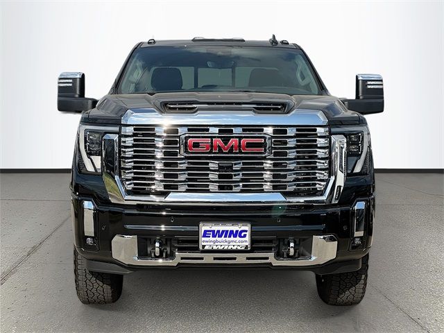 2025 GMC Sierra 2500HD Denali