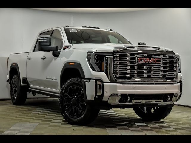 2025 GMC Sierra 2500HD Denali