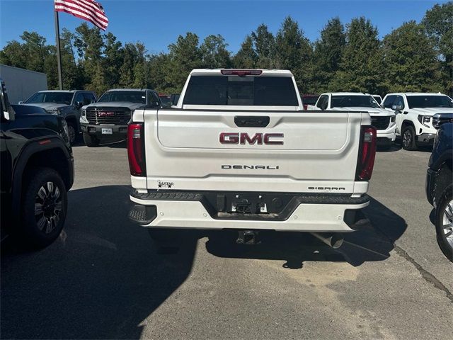 2025 GMC Sierra 2500HD Denali