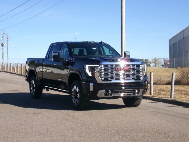 2025 GMC Sierra 2500HD Denali