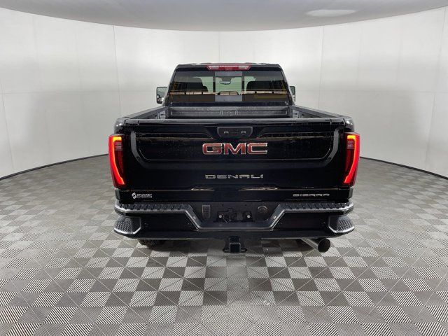 2025 GMC Sierra 2500HD Denali