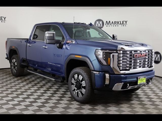 2025 GMC Sierra 2500HD Denali