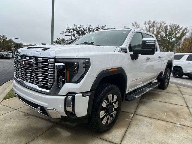 2025 GMC Sierra 2500HD Denali