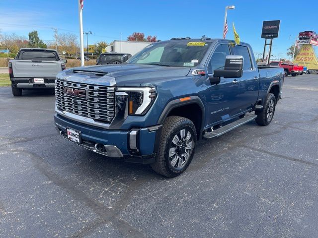 2025 GMC Sierra 2500HD Denali