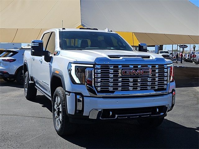 2025 GMC Sierra 2500HD Denali