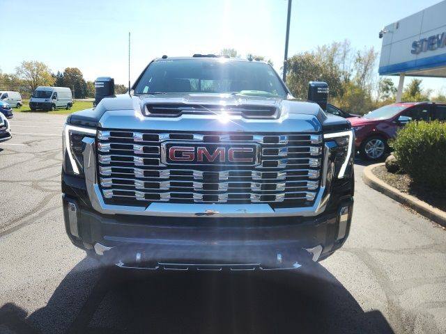 2025 GMC Sierra 2500HD Denali