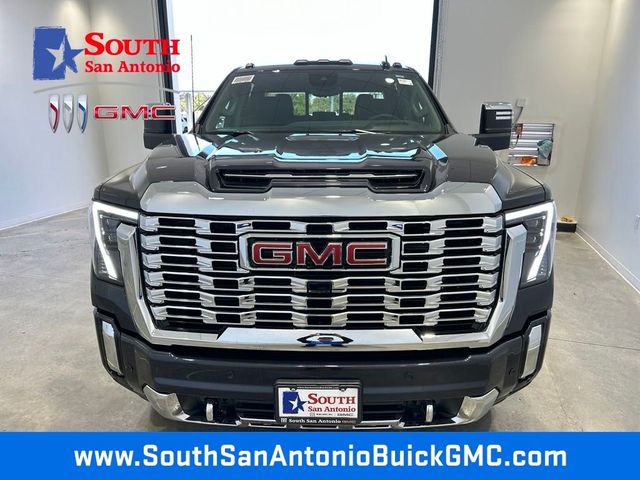 2025 GMC Sierra 2500HD Denali