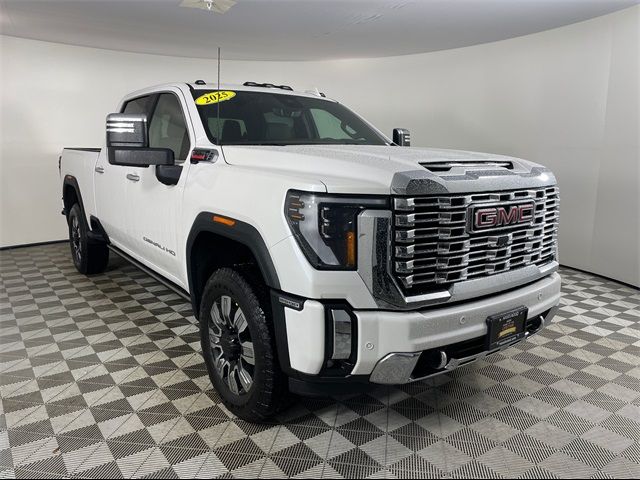 2025 GMC Sierra 2500HD Denali