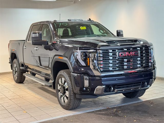 2025 GMC Sierra 2500HD Denali