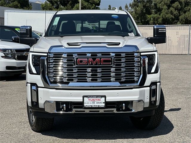 2025 GMC Sierra 2500HD Denali