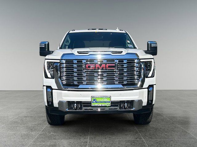 2025 GMC Sierra 2500HD Denali