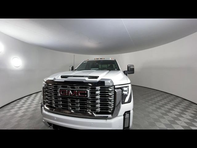 2025 GMC Sierra 2500HD Denali