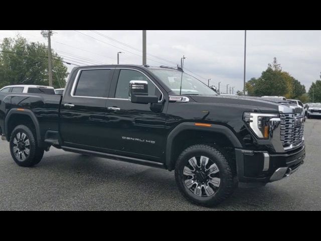 2025 GMC Sierra 2500HD Denali