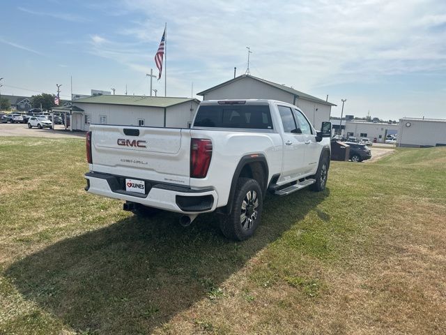 2025 GMC Sierra 2500HD Denali