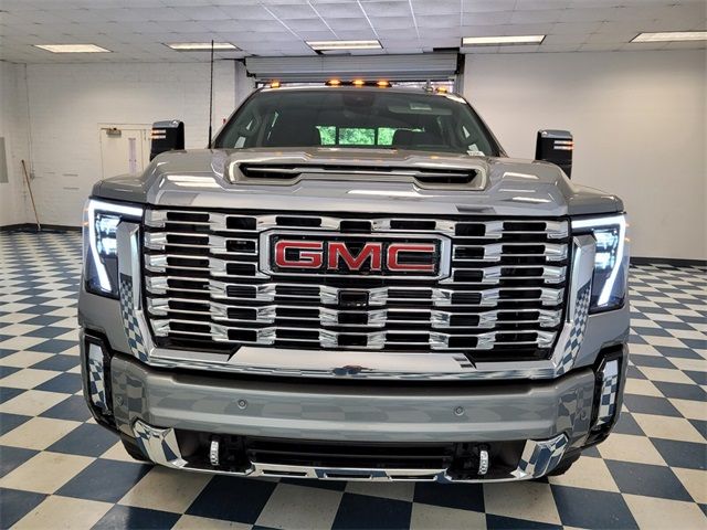 2025 GMC Sierra 2500HD Denali