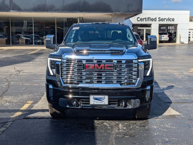 2025 GMC Sierra 2500HD Denali