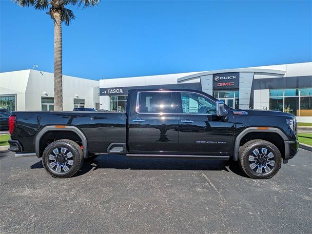 2025 GMC Sierra 2500HD Denali