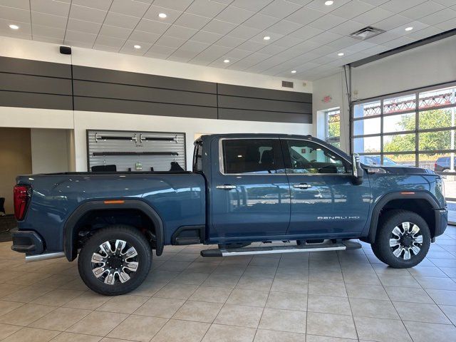 2025 GMC Sierra 2500HD Denali