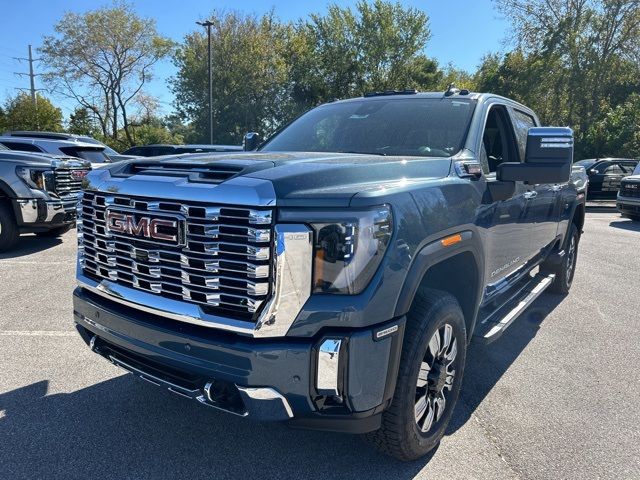 2025 GMC Sierra 2500HD Denali