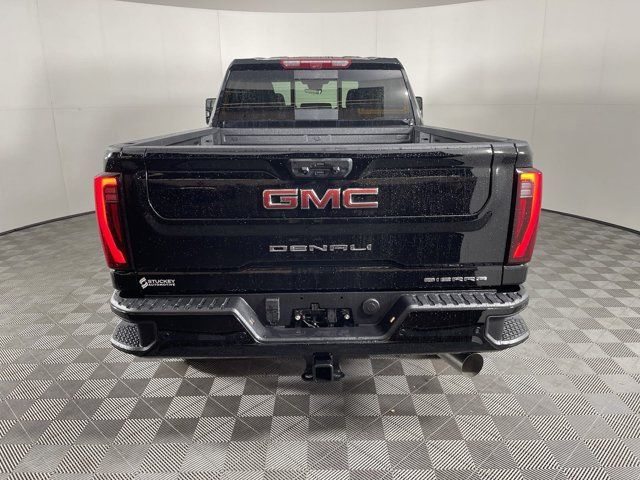 2025 GMC Sierra 2500HD Denali