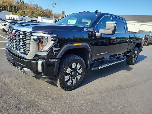 2025 GMC Sierra 2500HD Denali