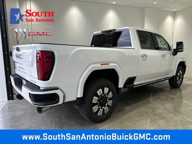 2025 GMC Sierra 2500HD Denali