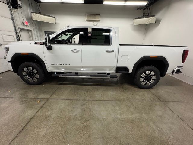 2025 GMC Sierra 2500HD Denali