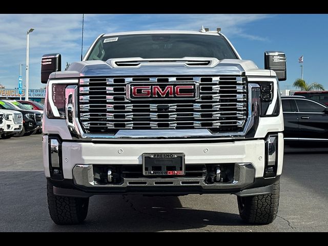 2025 GMC Sierra 2500HD Denali