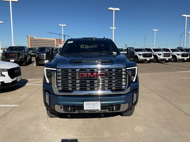 2025 GMC Sierra 2500HD Denali