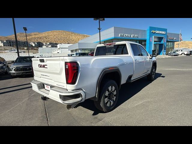 2025 GMC Sierra 2500HD Denali