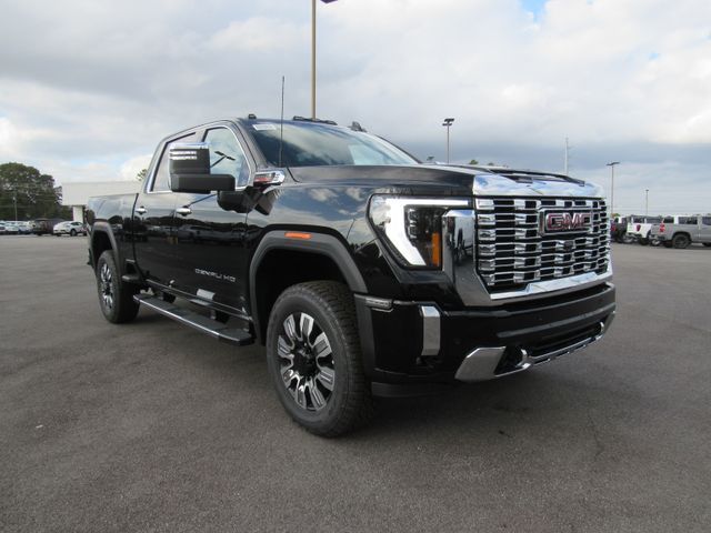 2025 GMC Sierra 2500HD Denali