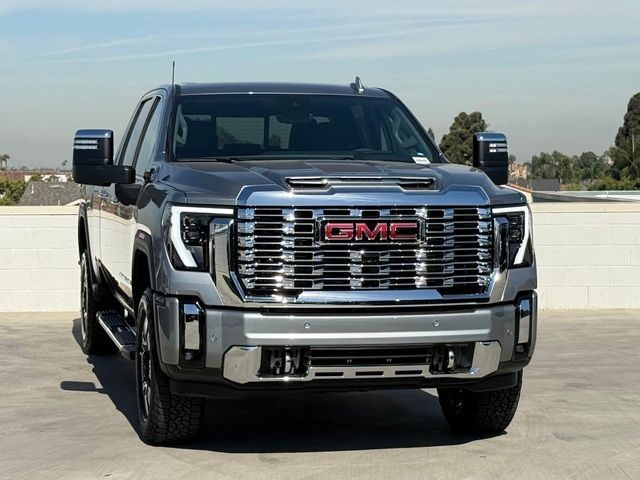 2025 GMC Sierra 2500HD Denali