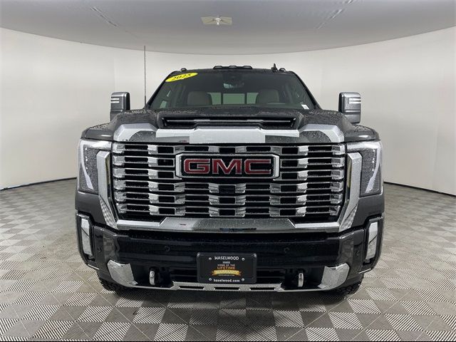 2025 GMC Sierra 2500HD Denali