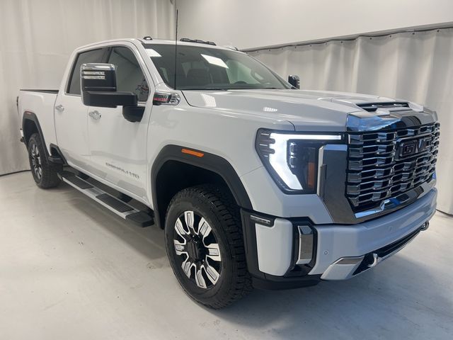 2025 GMC Sierra 2500HD Denali