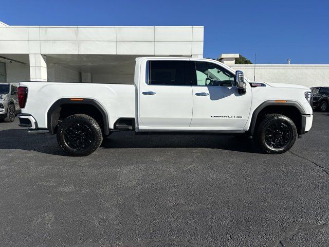 2025 GMC Sierra 2500HD Denali