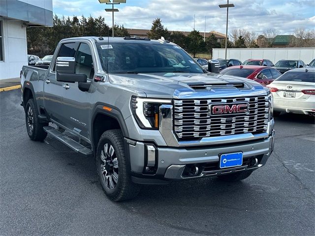 2025 GMC Sierra 2500HD Denali