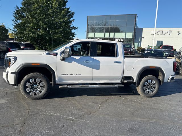 2025 GMC Sierra 2500HD Denali