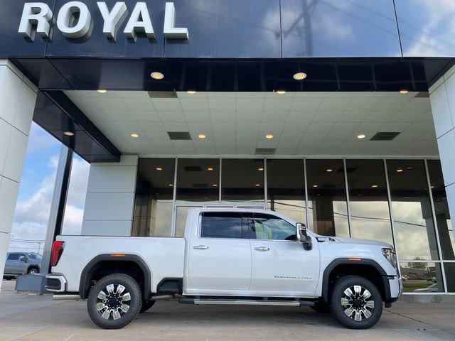 2025 GMC Sierra 2500HD Denali