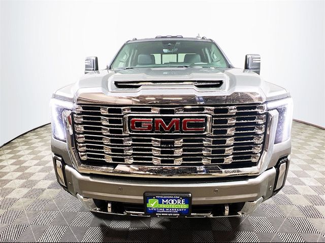 2025 GMC Sierra 2500HD Denali