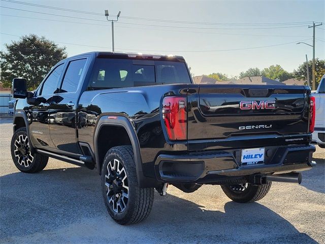 2025 GMC Sierra 2500HD Denali