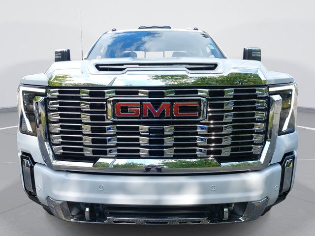 2025 GMC Sierra 2500HD Denali