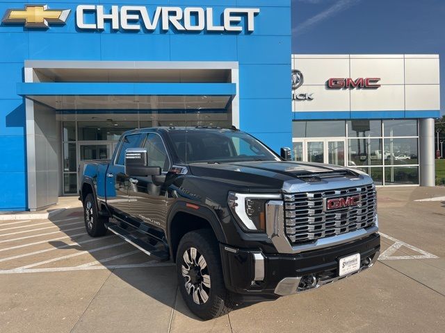 2025 GMC Sierra 2500HD Denali