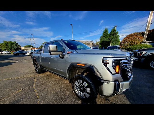 2025 GMC Sierra 2500HD Denali