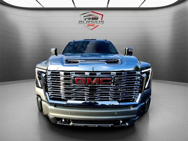 2025 GMC Sierra 2500HD Denali