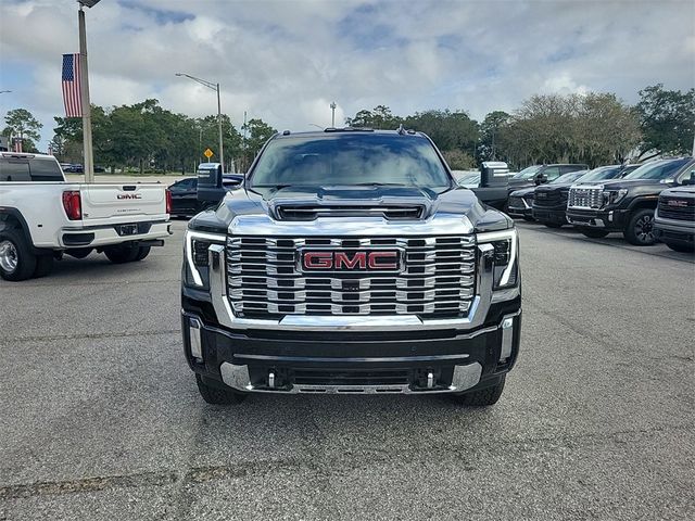 2025 GMC Sierra 2500HD Denali